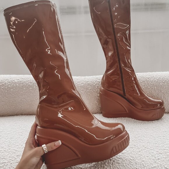COPY - AMAZING LACE Brown Patent Below The Knee Platform Boots - Picture 2 of 2